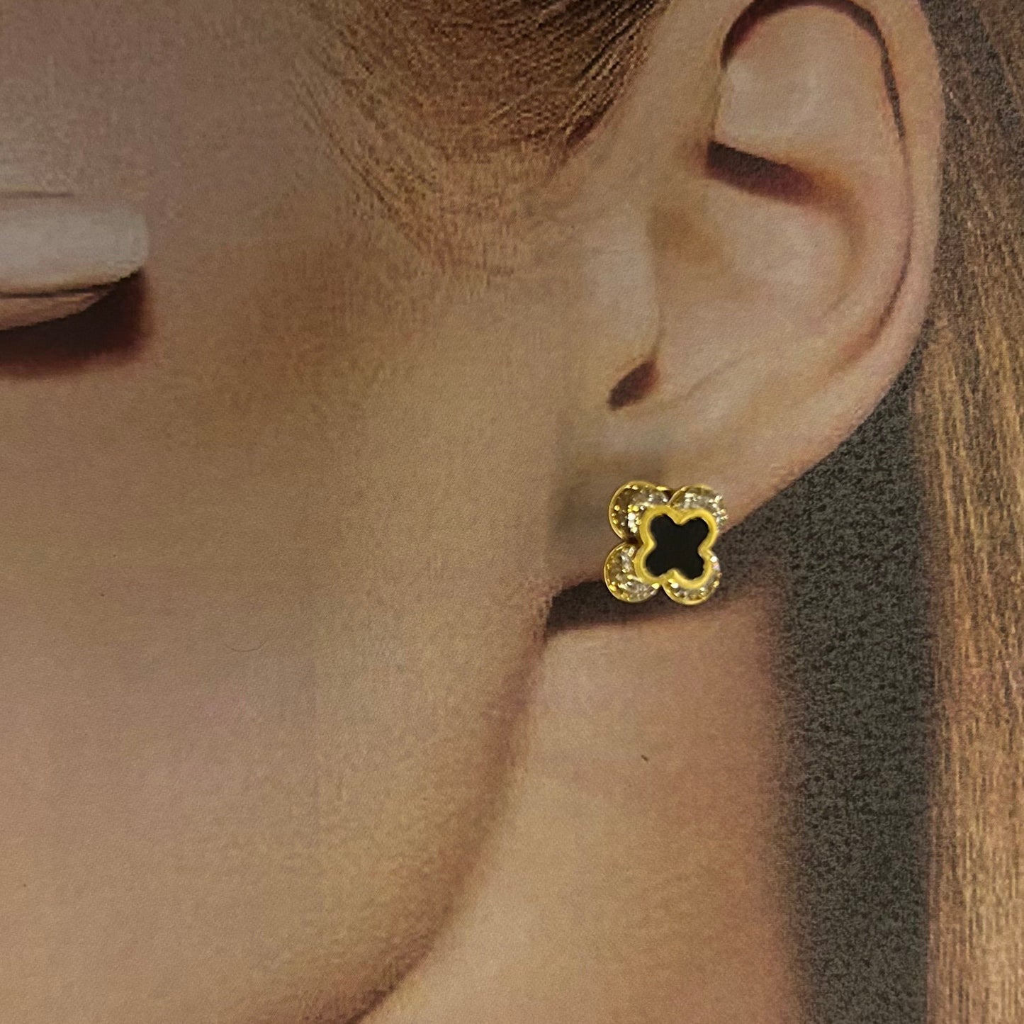 Golden Clover Studs Earring
