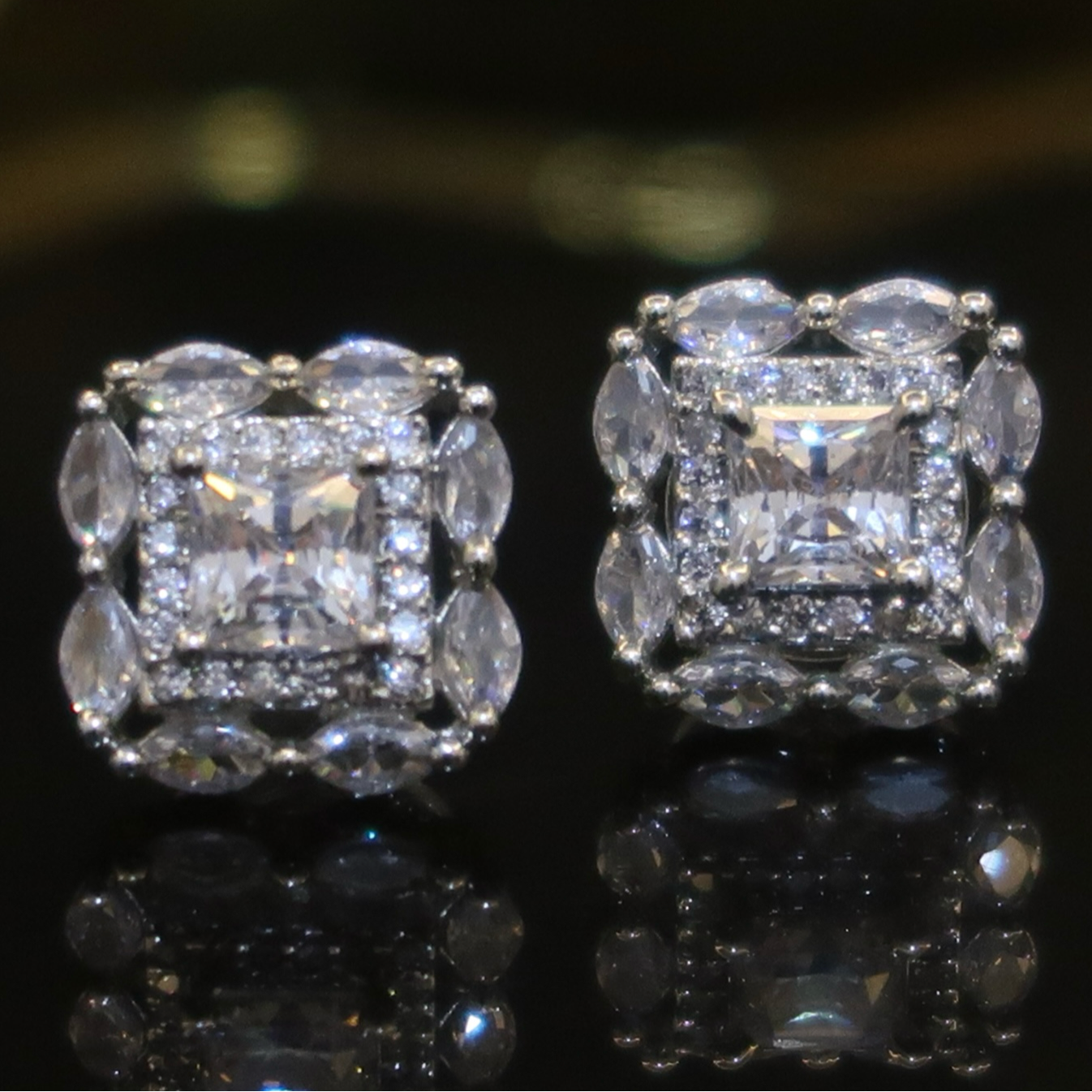 Crystal square Earring