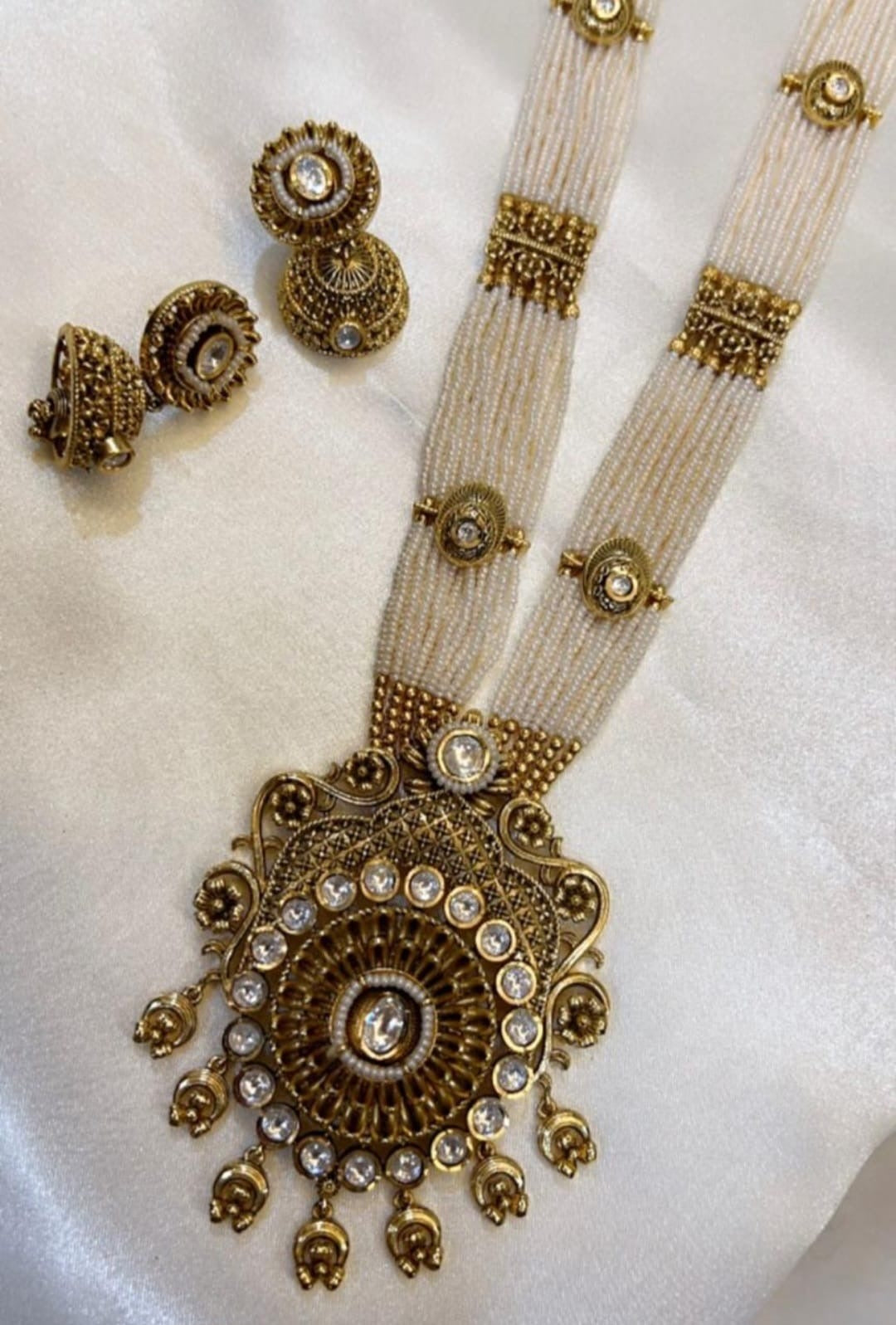 Divine Royalty Pearl set