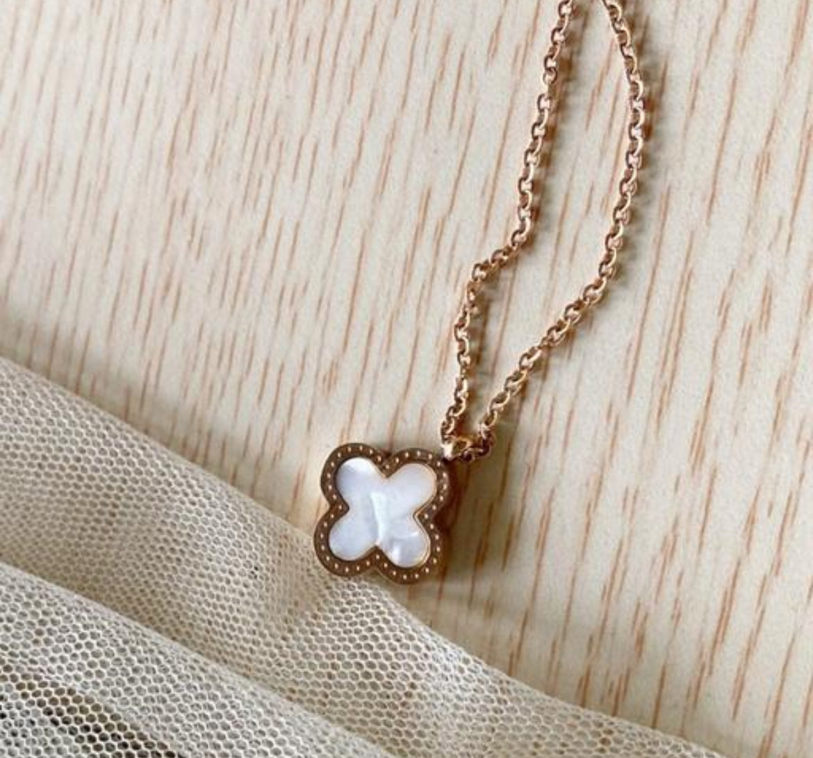 Dual-Sided Clover Pendant Necklace