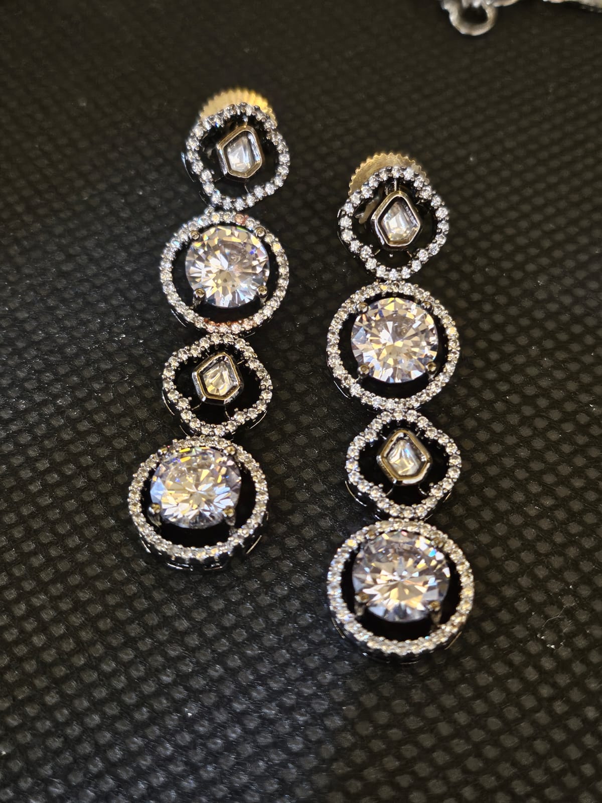 Round Silver Plated American Diamond Necklace Set