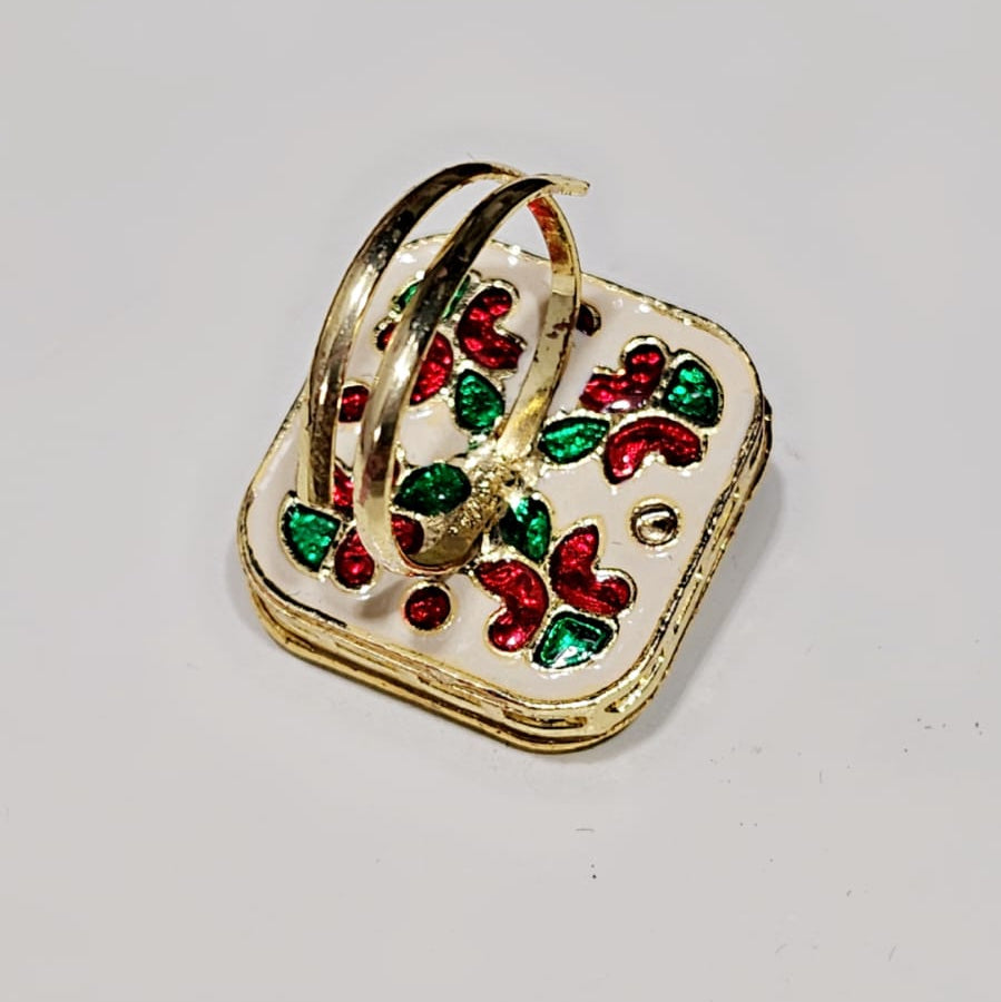 Regal Kundan Square Ring