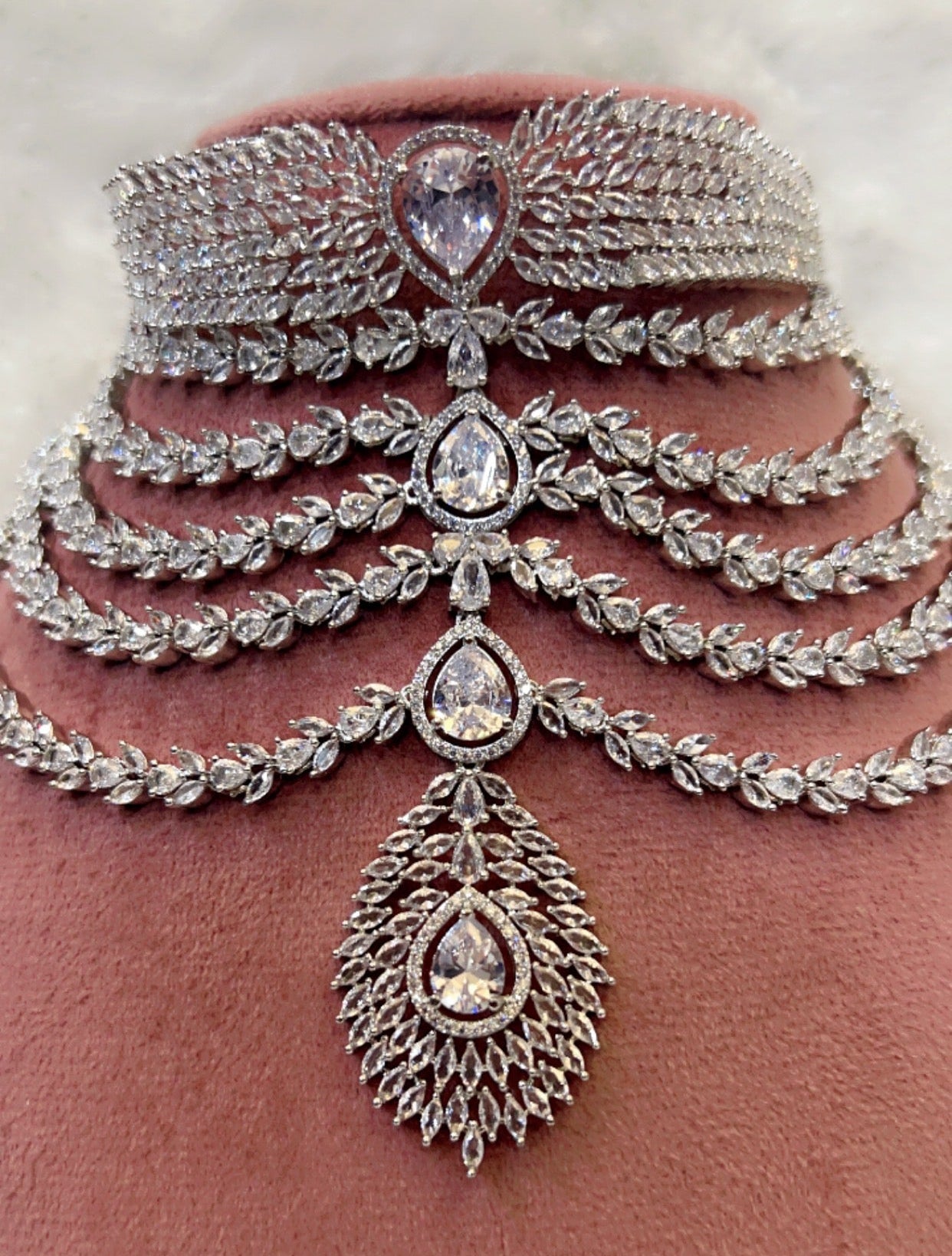 Diamond Frost Choker Set