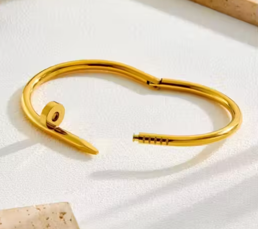 Anti-Tarnish Nail Design Gold Bracelet