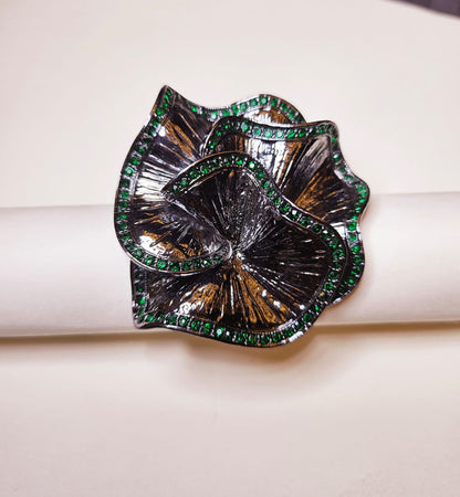 Black rose with emerald trim