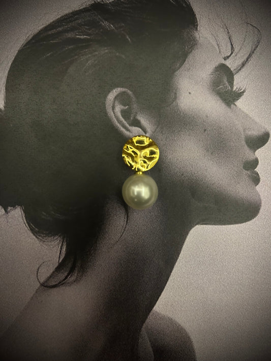 Golden Grace Pearl Drops