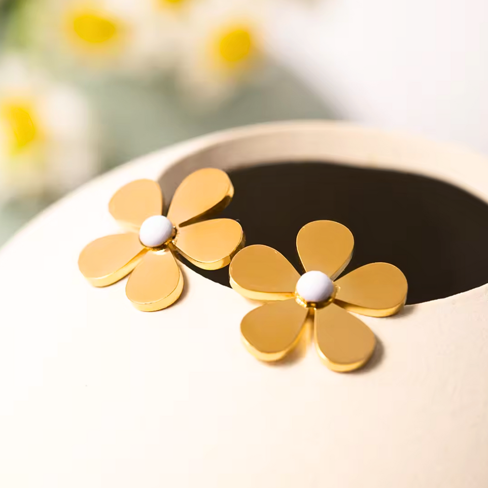 Daisy Stud earring