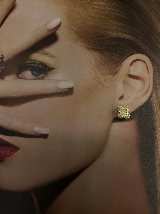 Golden Clover Studs Earring