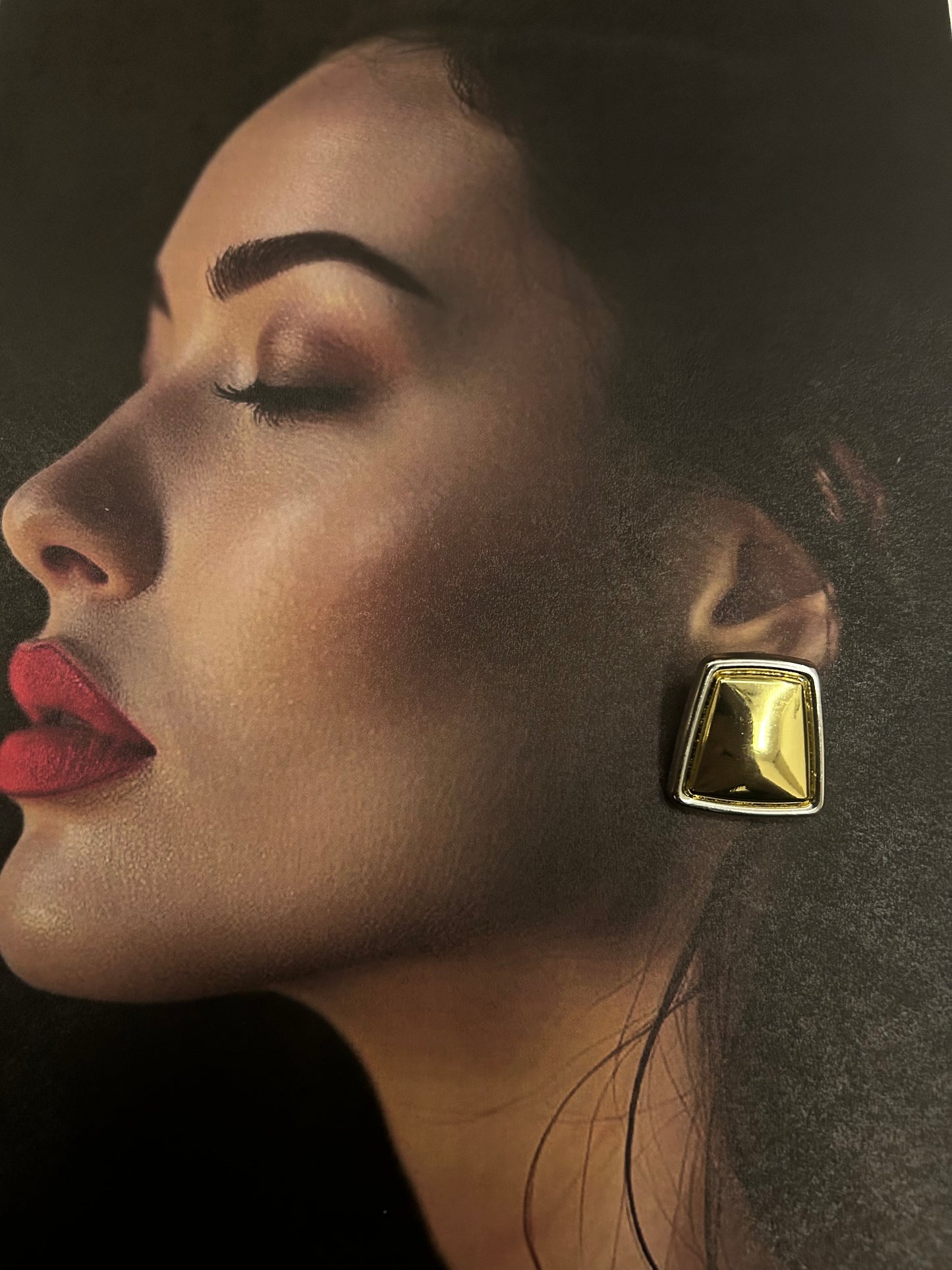 Faceted Metallic Stud Earrings