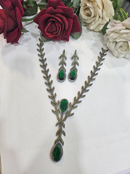 Leafy Droplet Long Set