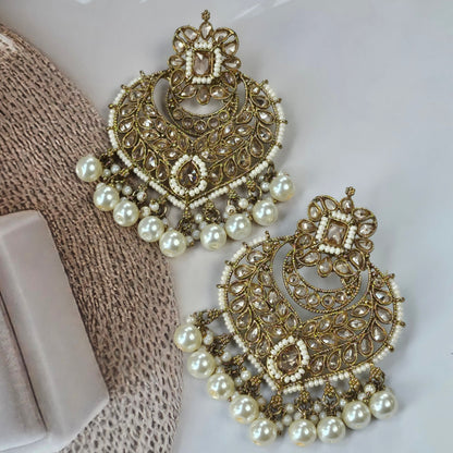 Regal Radiance Chandbalis