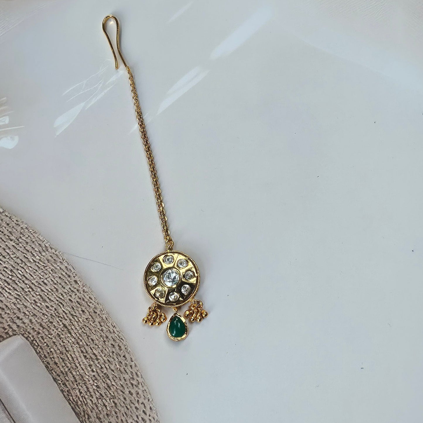 Gold-Finish Kundan Maang Tikka with Green Drop