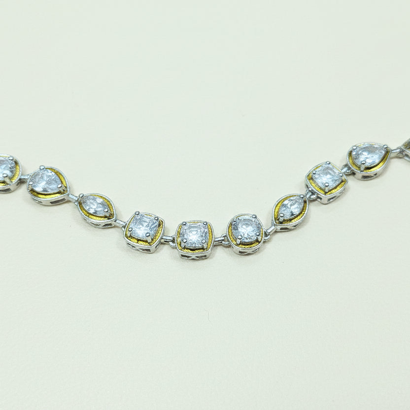 Alia minimal Polki necklace set