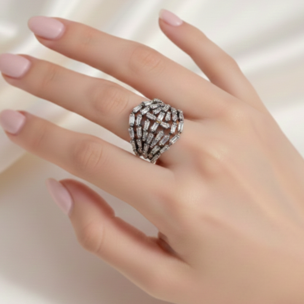 Eclipse Statement Ring