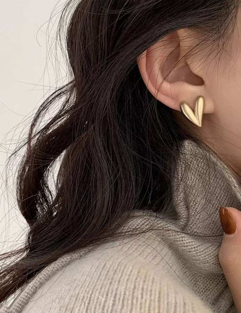 Golden Heart Drops earrings