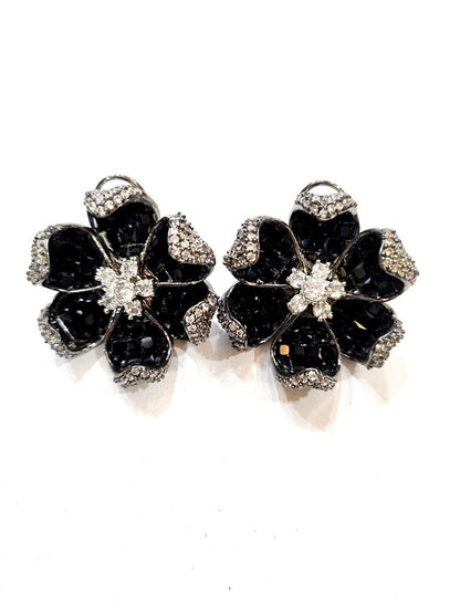 Crystal floral earring