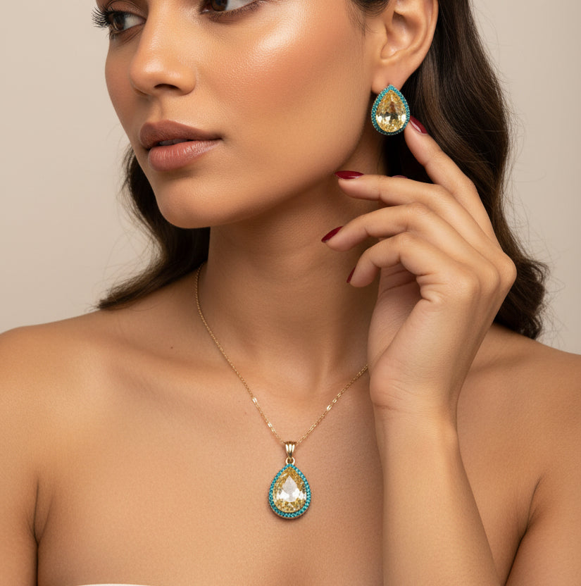 Emerald detailing with Crystal Zircon Pendant Set