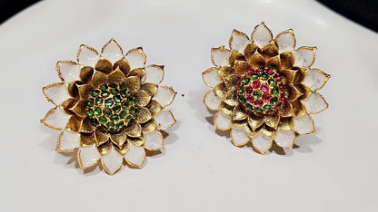 خاتم لوتس بلوم