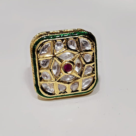 Regal Kundan Square Ring