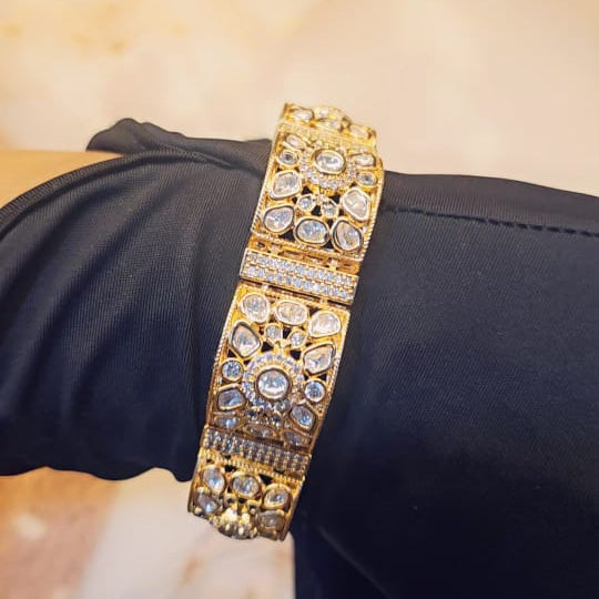 Kundan Gajra Bracelet