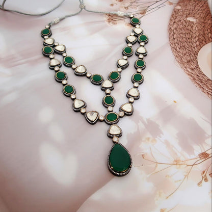 Emerald Elegance Royal Necklace Set