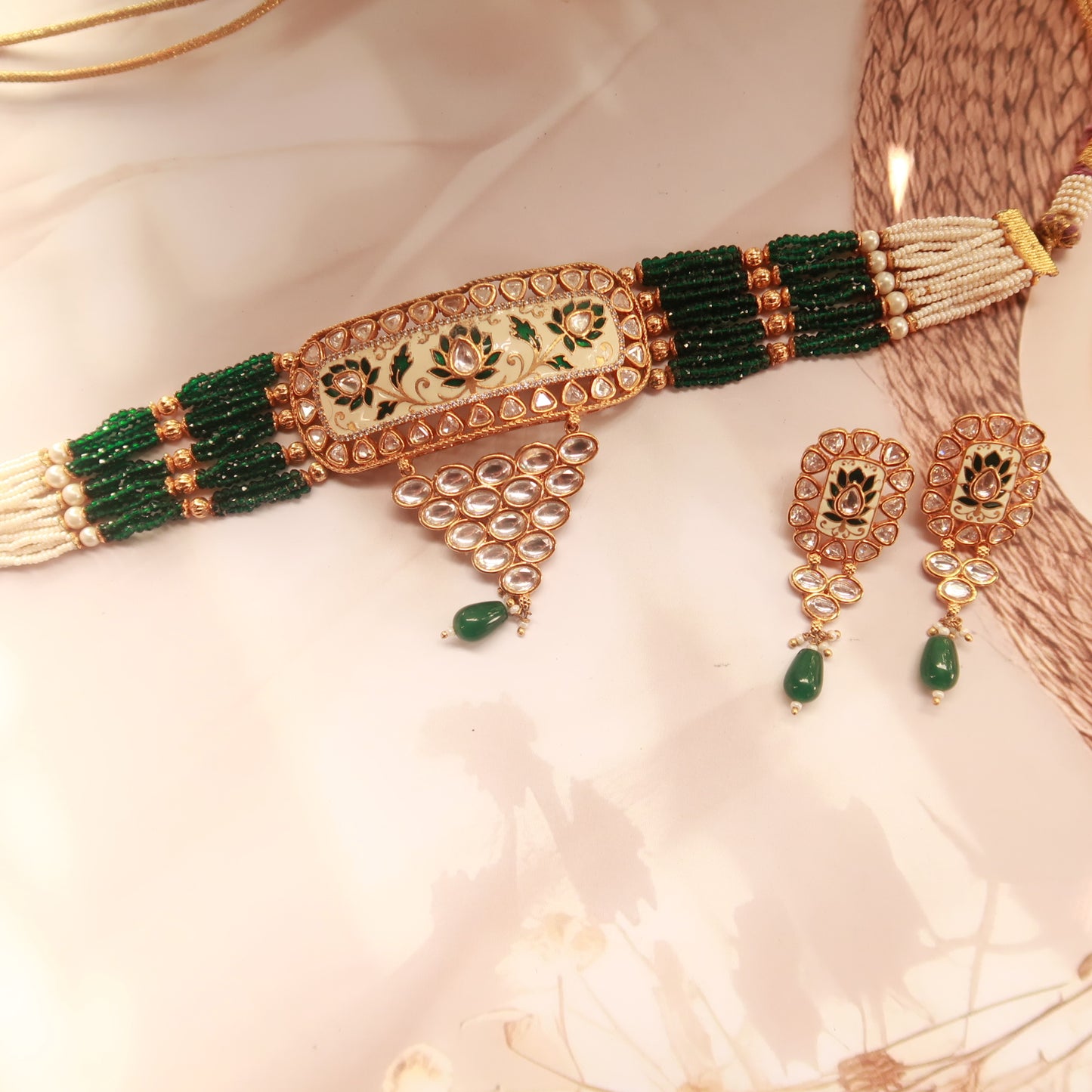 Emerald Elegance Choker