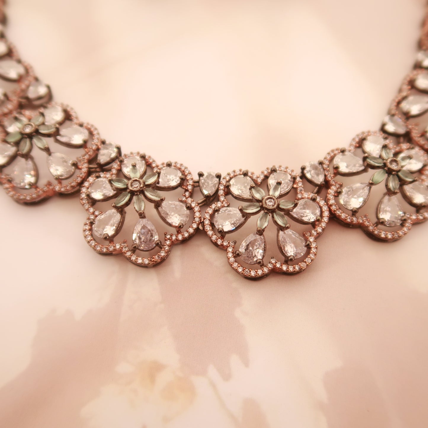 Bloom Luxe Necklace Set