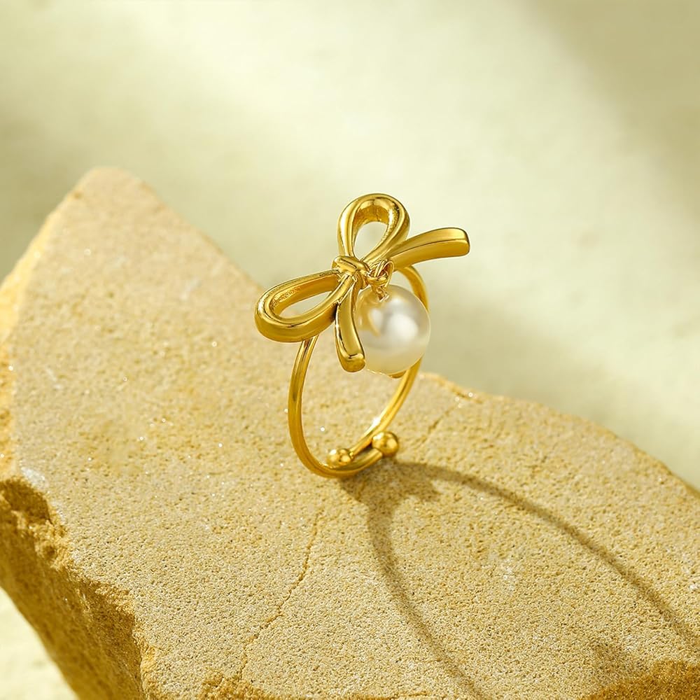 Golden Bow Pearl Ring