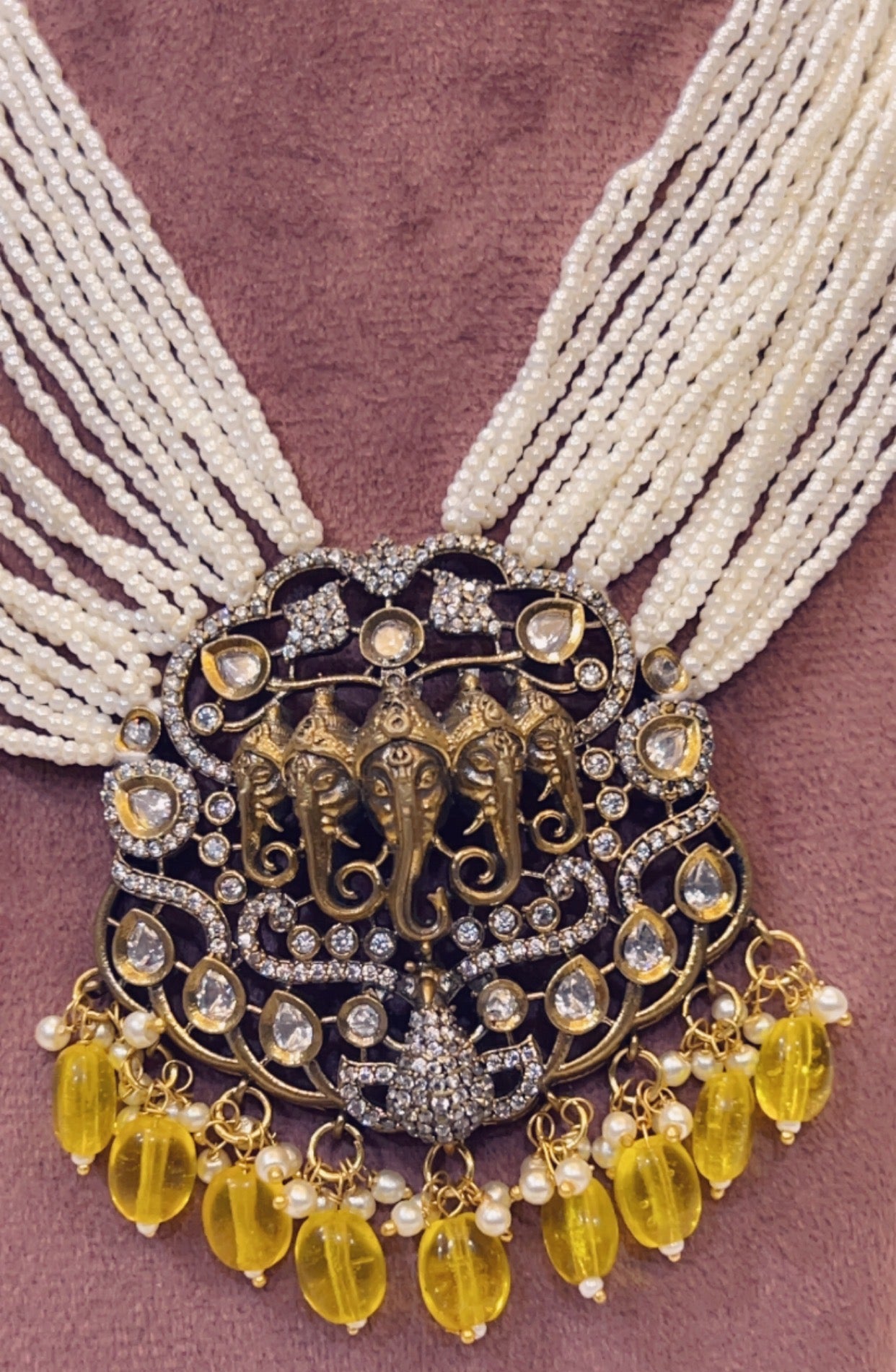 Divine Ganesha Pearl & Kundan Necklace Set