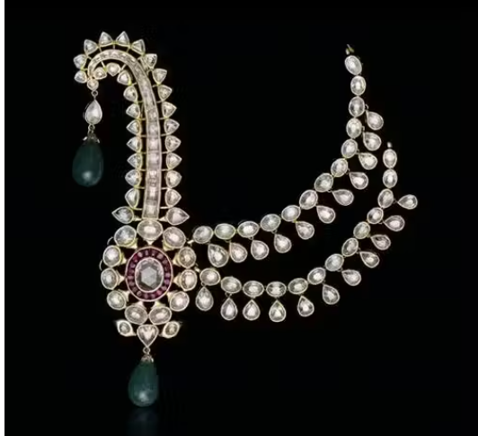 Green kalgi with layers