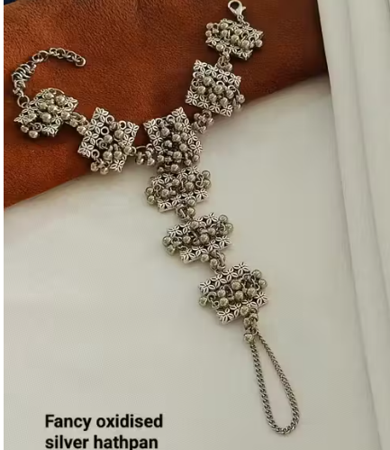 Elegant Oxidized Silver Floral hathphool