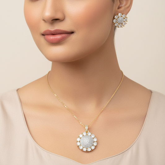 Pave setting diamond pendent set I With Chain