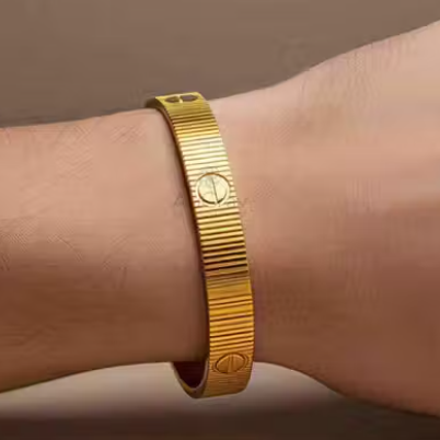 Eternal Luxe bangle
