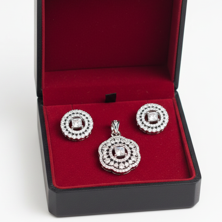 Flower shaped diamond pendent set I With Chain