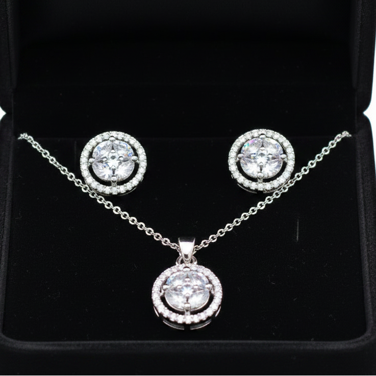 Solitaire Orbit pendant set I With Chain