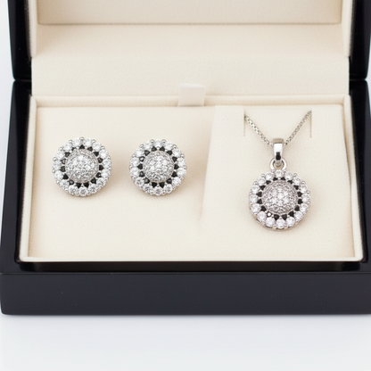Pave setting diamond pendent set I With Chain