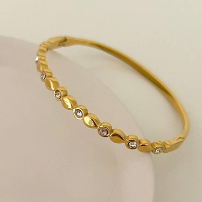 Leaf Detail Anti Tarnish bangle