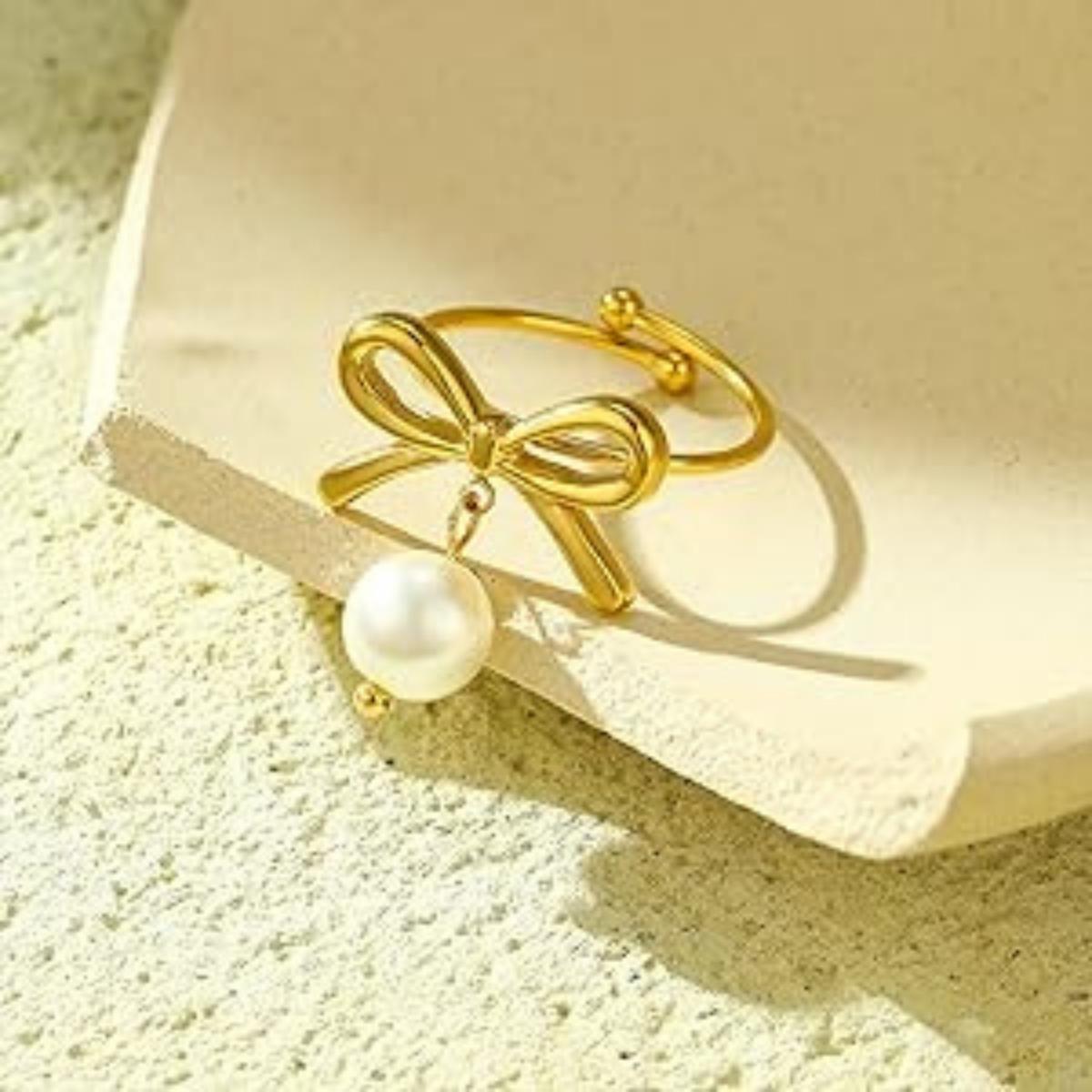 Golden Bow Pearl Ring