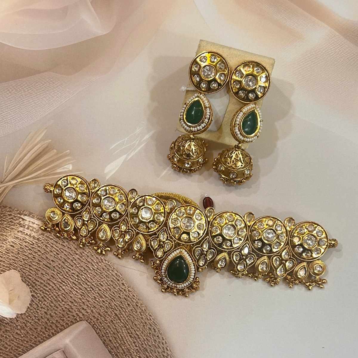 Regal Kundan Choker Set