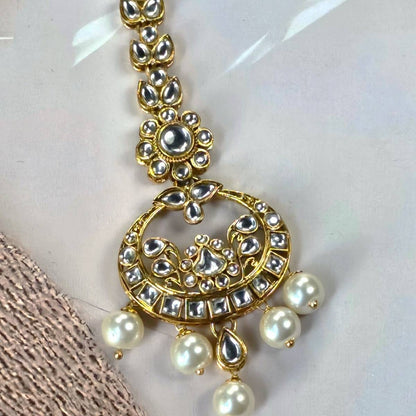 Kundan Pearl Drop Maang Tikka