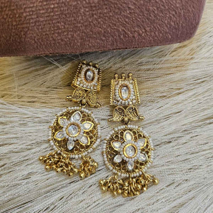 Regal Pearl Kundan Choker Set