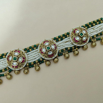 Zeenat Pearl Kundan Choker Set