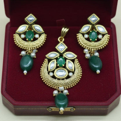Meher Green Polki Pendant & Earrings Set