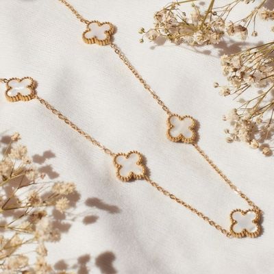 Classic White Floral Necklace