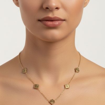 Elegant Gold Clover Necklace