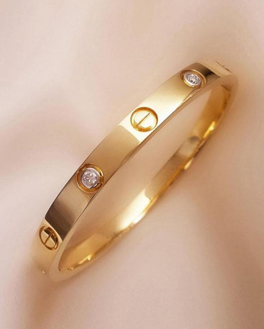 Eternal luxe bangle