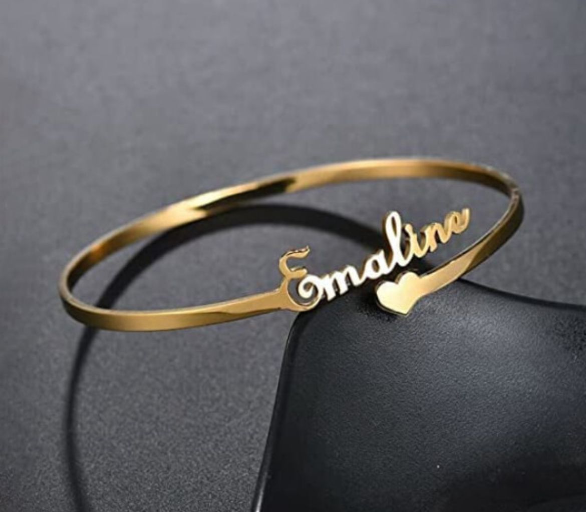 Unisex  Heart with Name Bracelet