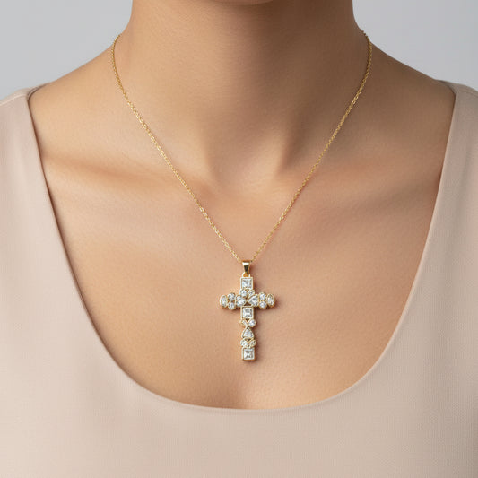 Zircon Cross pendent chain