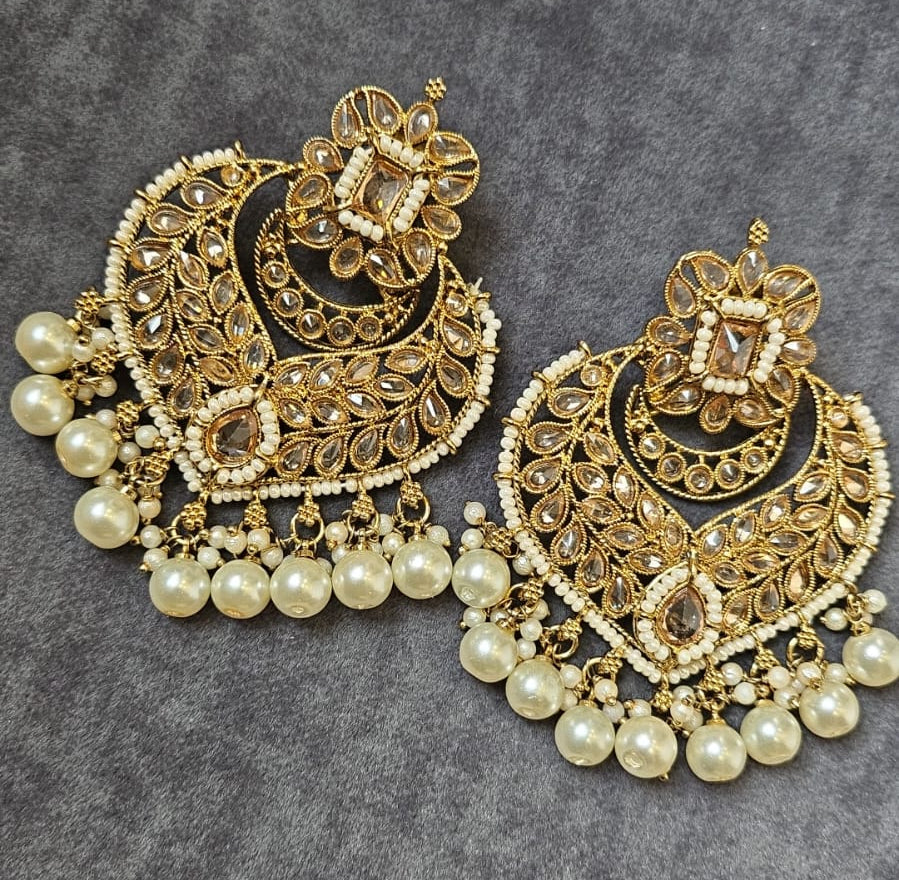 Regal Radiance Chandbalis