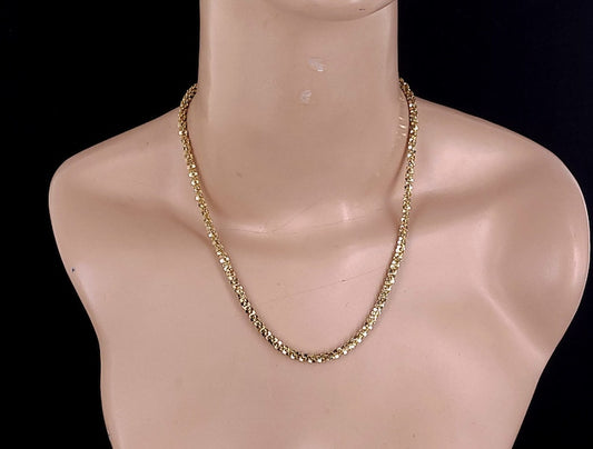 Elegant Gold Link Chain